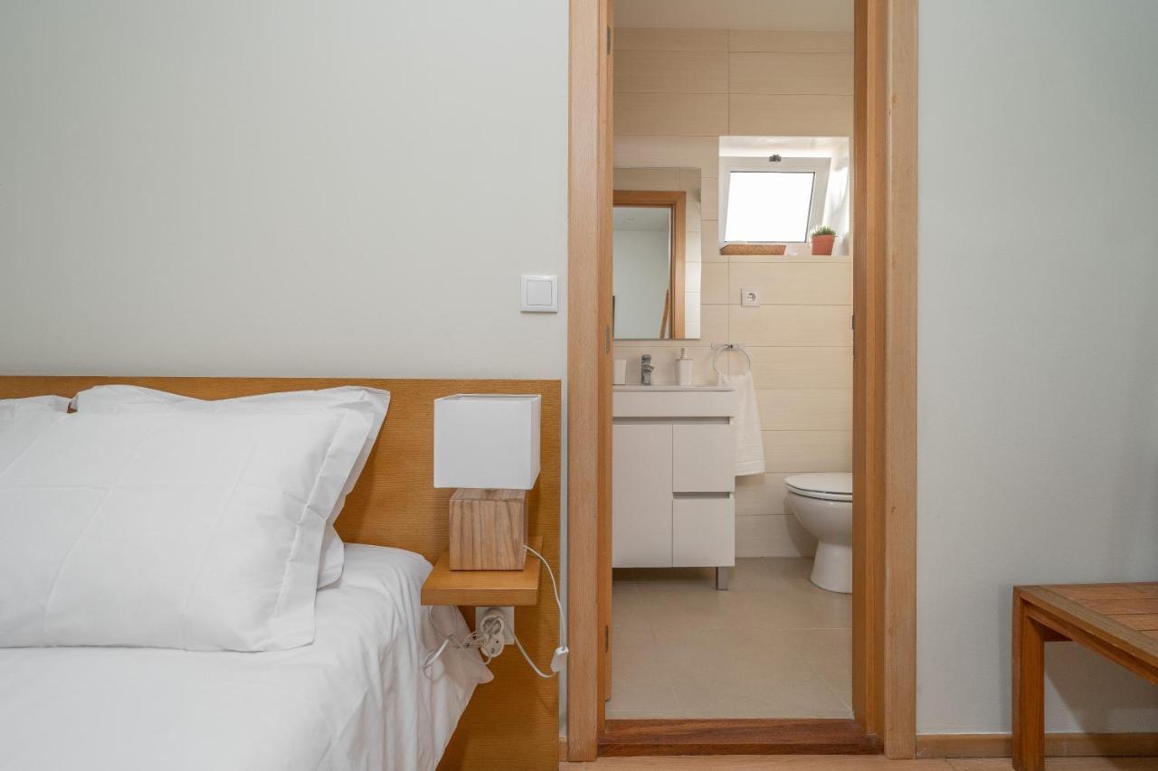 Hostel Peach & *